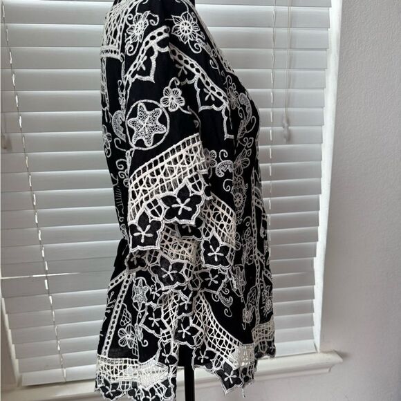 Yoana Baraschi Women’s M Black White Embroidered Crochet Tunic Top Boho Style - Picture 2 of 9